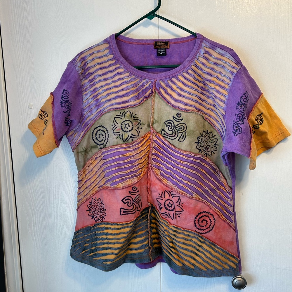 Multicolored top